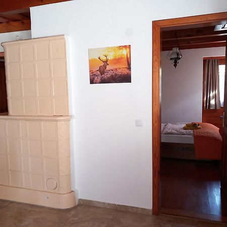 Vadszolos Porta Ispank Luaran gambar